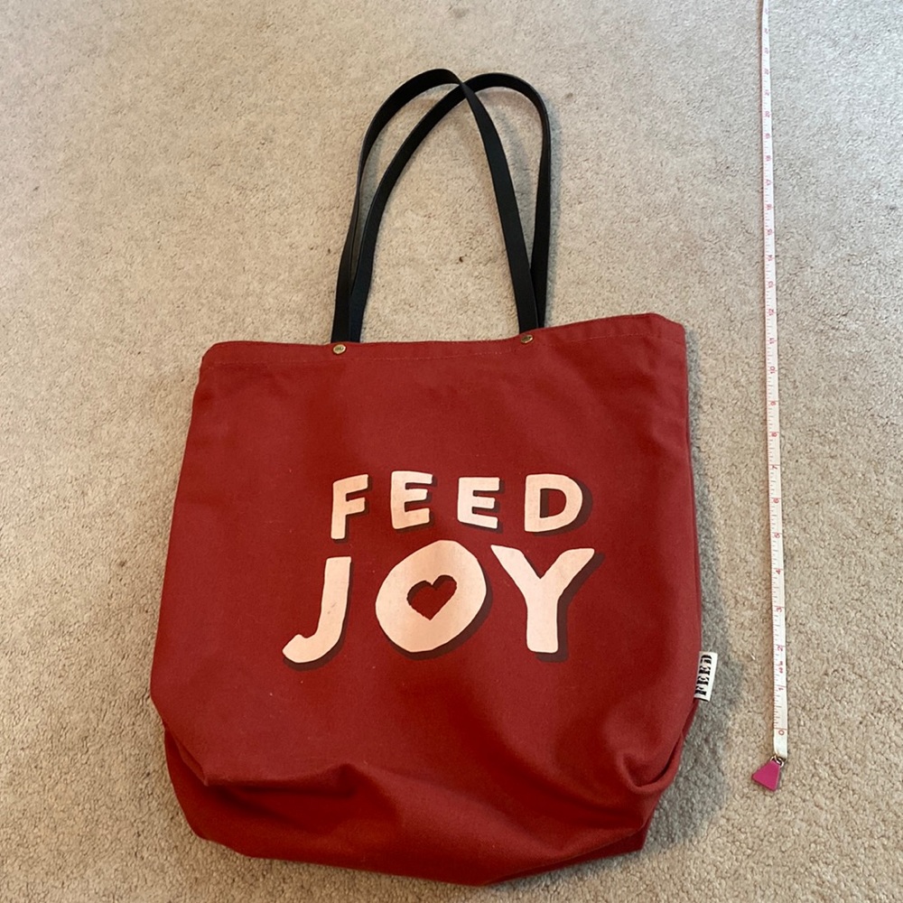 Feed tote bag